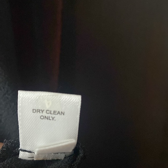 100% Silk Sheer EXPRESS button-up - Picture 7 of 10